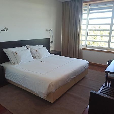 Hotel Vila Luena ヴィーラ・ヴェルデ エクステリア 写真