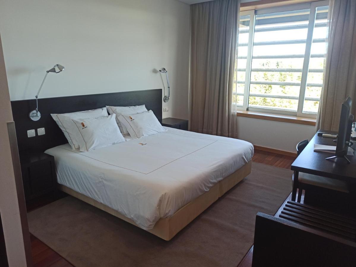 Hotel Vila Luena ヴィーラ・ヴェルデ エクステリア 写真